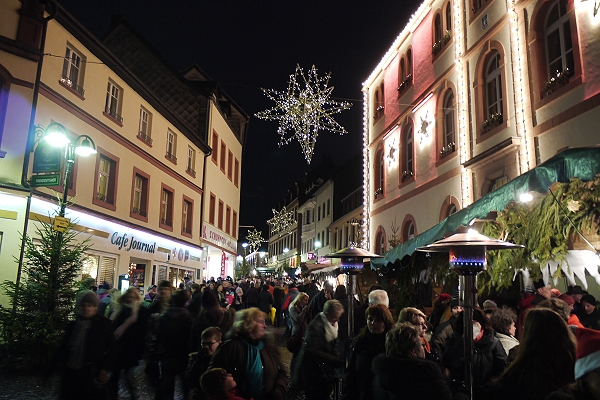 weihnachtsmarkt schlossstrae abendstimmung home P1110617